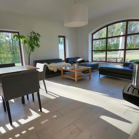 Villa Caloroczny Domek W Lesie Puszcza Zielonka Kiszkowo Exterior foto